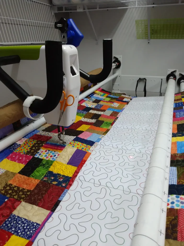 Handi Quilter Moxie on a frame